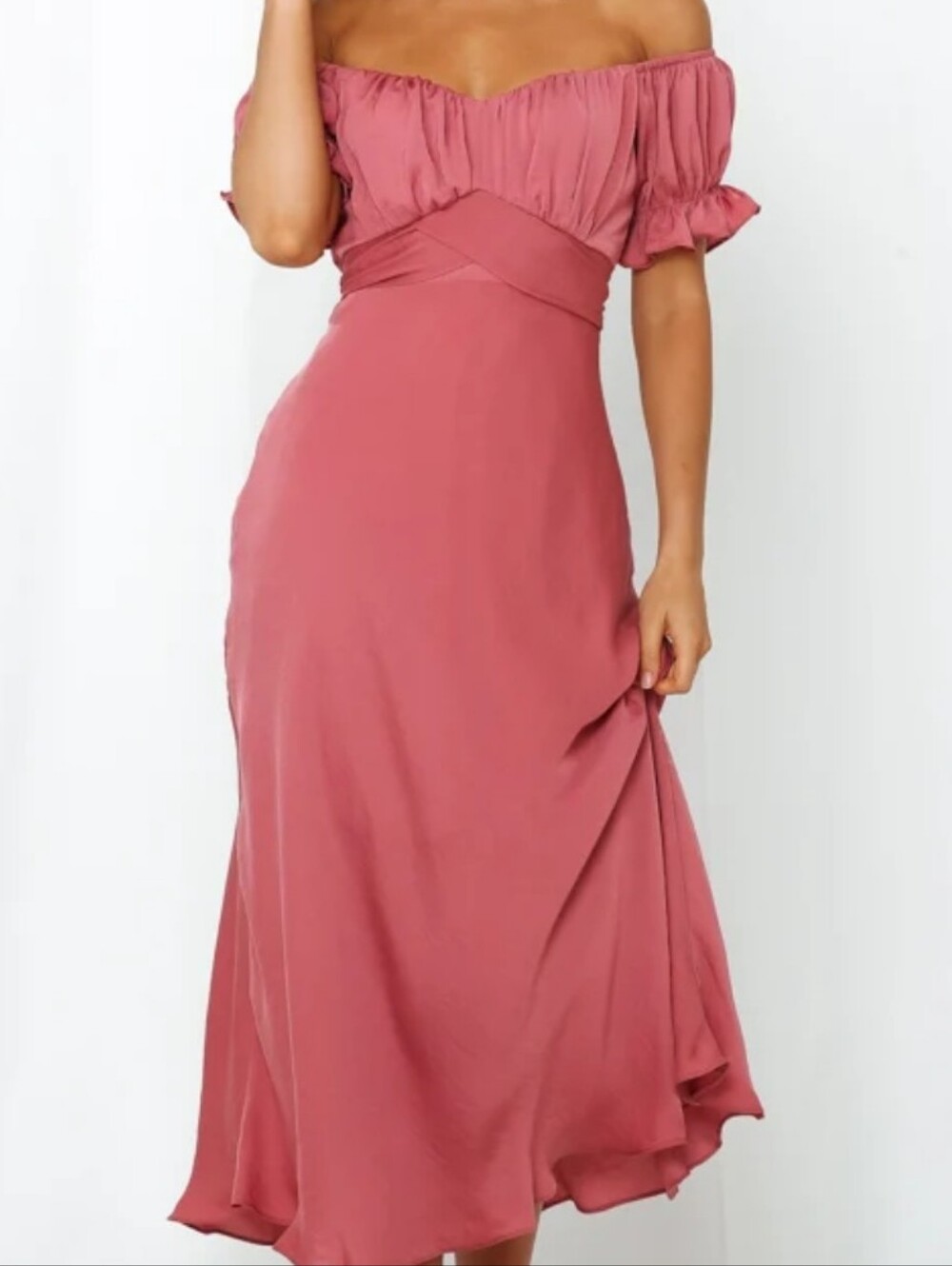 Selfi Leslie Off-Shoulder Mauve Midi Satin Dress